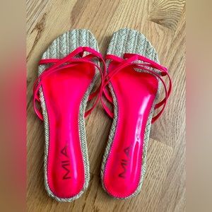 Mia size 9 sandals